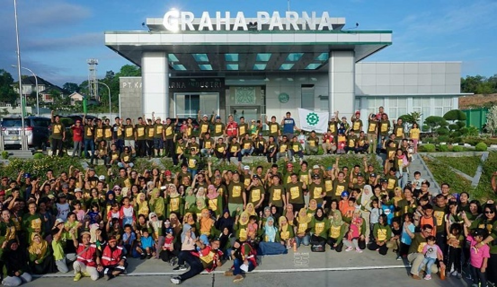 Bulan K3 Nasional 2019, PT KPI berkomitmen mengurangi Sampah Plastik Dirangkai dengan Jalan Sehat dan Penanaman Pohon di Wisma KPI