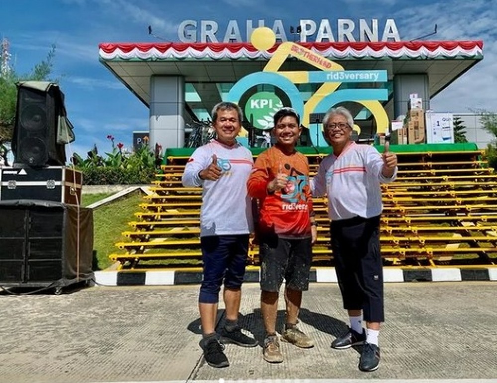 PT. Kaltim Parna Industri (KPI) menyelenggarakan acara Event Brotherhood 3 yang diramaikan oleh 125 klub sepeda Indonesia di Bontang